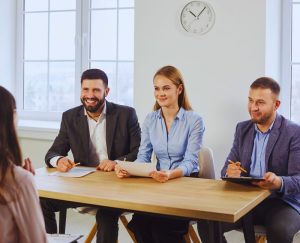 Relația HR–angajați: de la solicitări la colaborare digitală Relația HR–angajați: de la solicitări la colaborare digitală